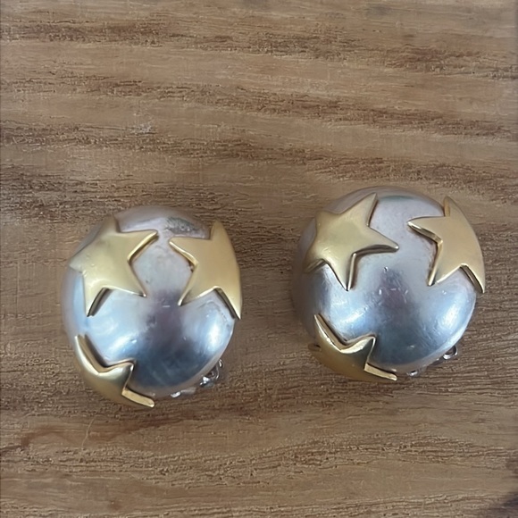 80’s Norma jean gold stars silver toned round clip on earrings - Picture 2 of 5